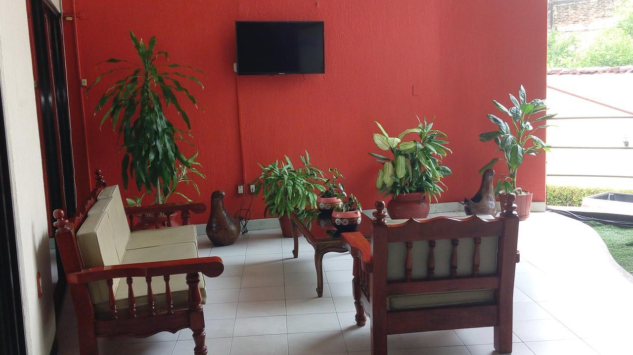 Hotel Cabildos 타파출라 외부 사진
