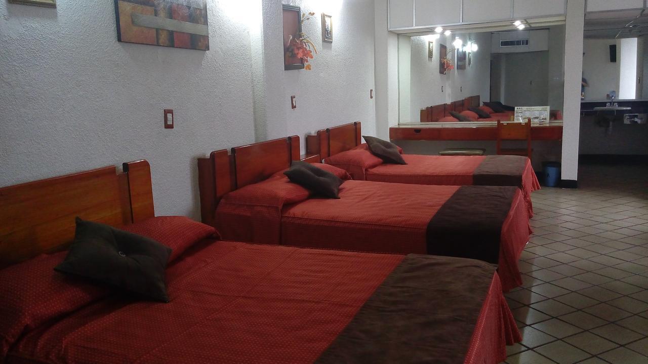 Hotel Cabildos 타파출라 외부 사진