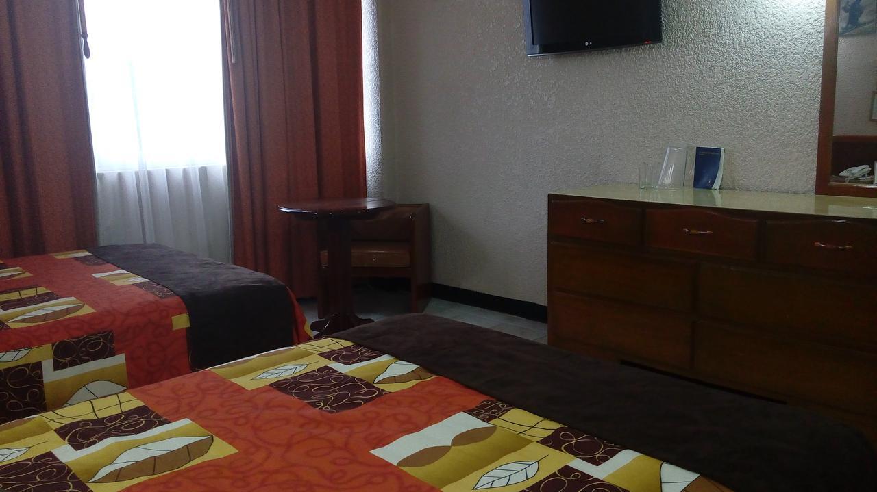 Hotel Cabildos 타파출라 외부 사진