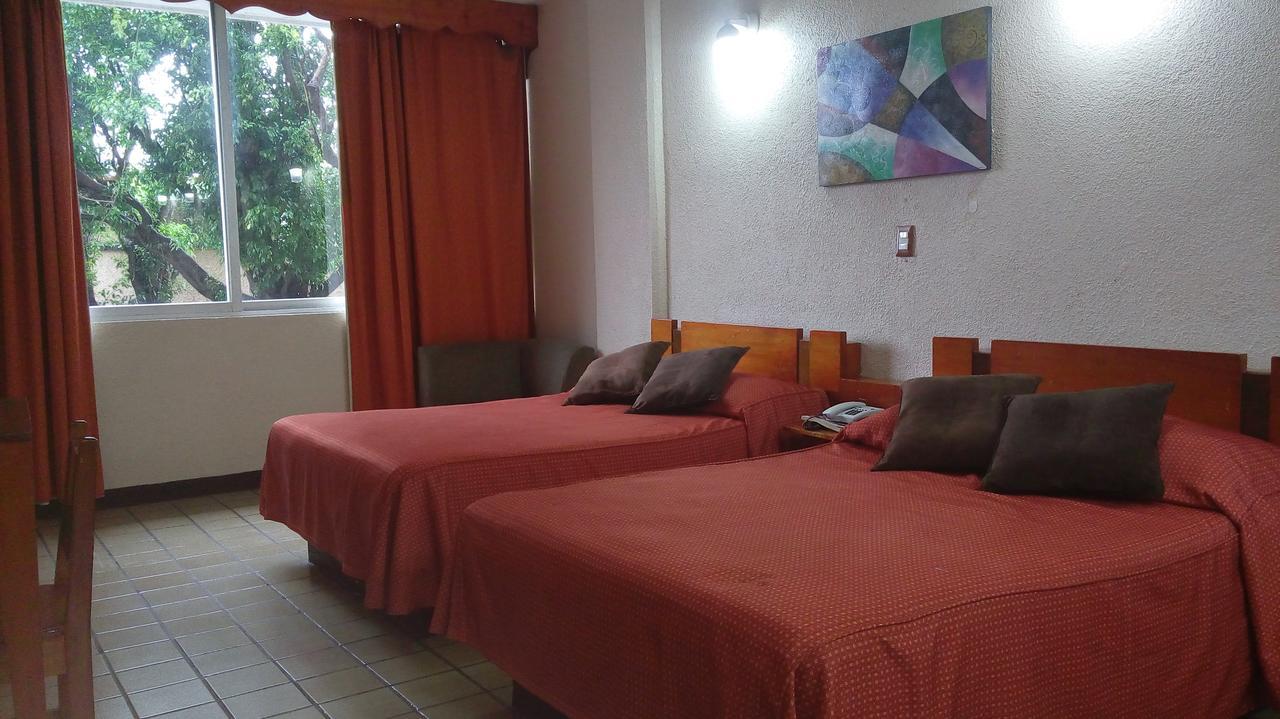 Hotel Cabildos 타파출라 외부 사진