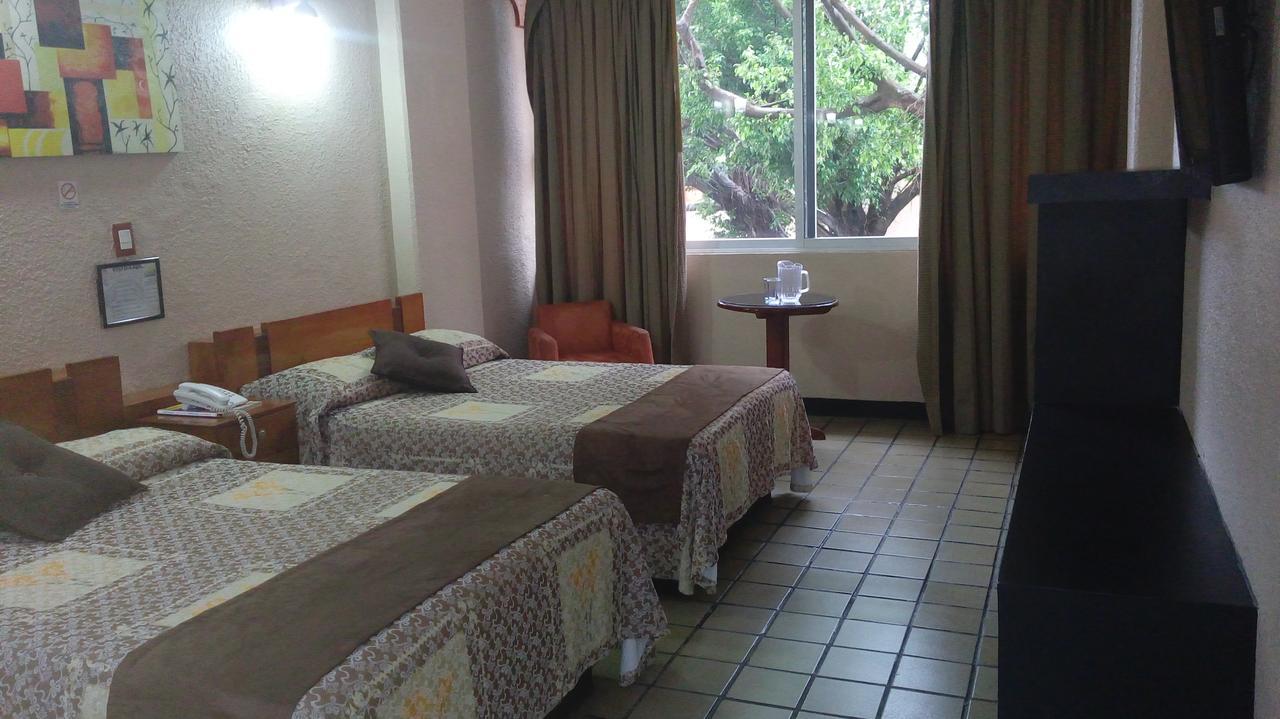 Hotel Cabildos 타파출라 외부 사진