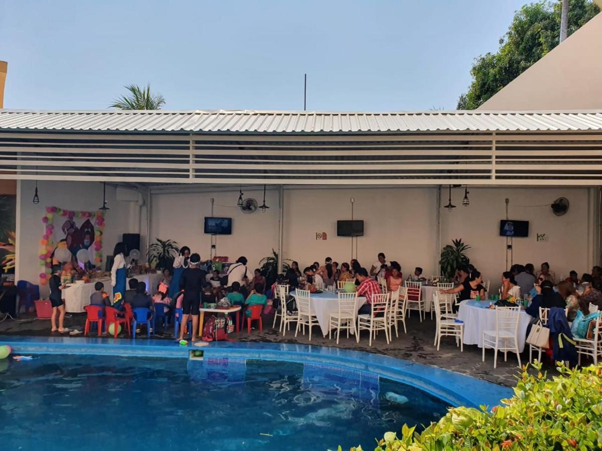 Hotel Cabildos 타파출라 외부 사진
