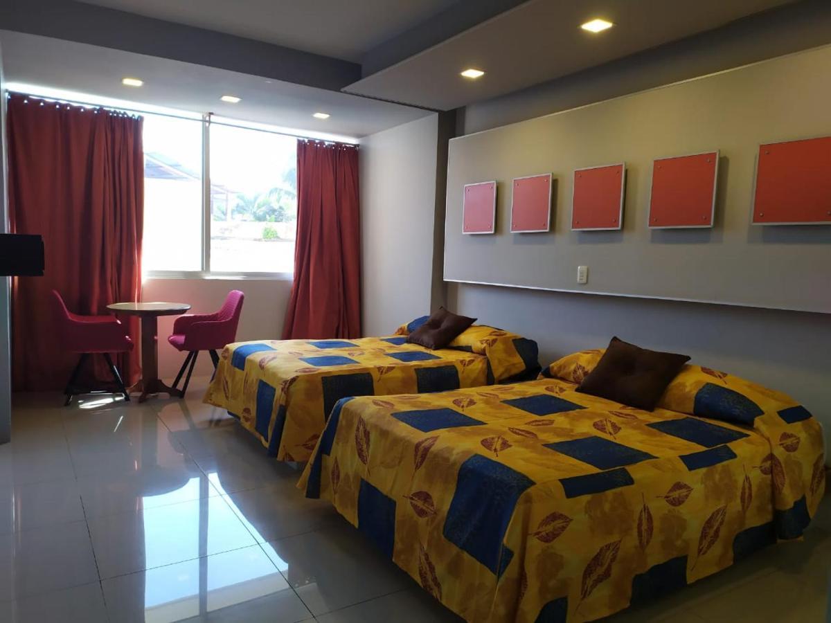 Hotel Cabildos 타파출라 외부 사진