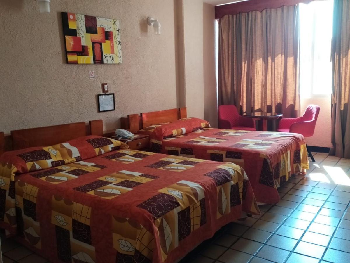 Hotel Cabildos 타파출라 외부 사진